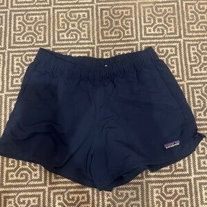 Women’s Patagonia shorts 2.5 inch barely baggies